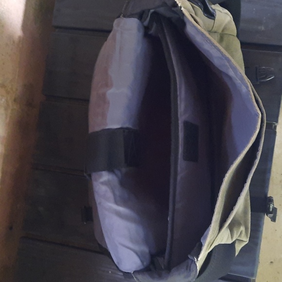 Swissgear laptop messenger bag - Picture 5 of 11